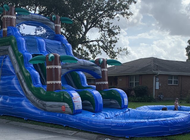 18 Ft. Blue Hurricane Water Slide 18 Ft. Blue Hurricane Water Slide