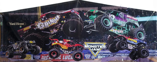 Monster Truck (2) panel
