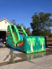 Green Wave Dry Slide - 17' Green Wave Dry Slide - 17'