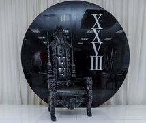 ALL BLACK LION HEAD THRONE CHAIR ALL BLACK LION HEAD THRONE CHAIR