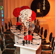 ALL WHITE SERPENTINE ACRYLIC TABLE ALL WHITE SERPENTINE ACRYLIC TABLE