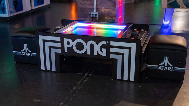 Atari Pong Arcade Game Atari Pong Arcade Game