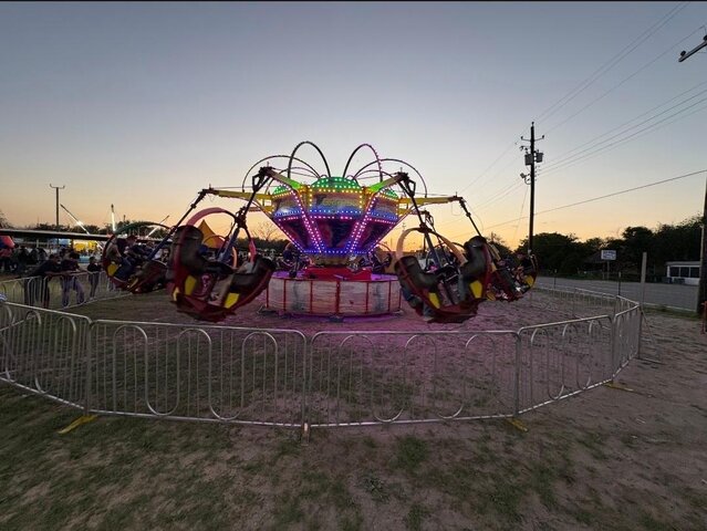 Tornado Ride Tornado Ride