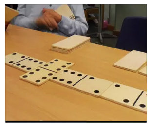 515 - Giant Games Dominoes 515 - Giant Games Dominoes