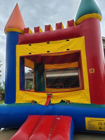 Deluxe Bounce House Deluxe Bounce House