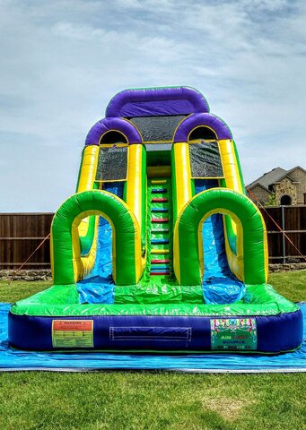 22ft Twin Peaks with pool 22ft Twin Peaks with pool