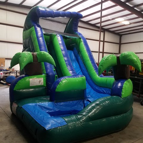 16' Curved Water Slide (K-12) 16' Curved Water Slide (K-12)