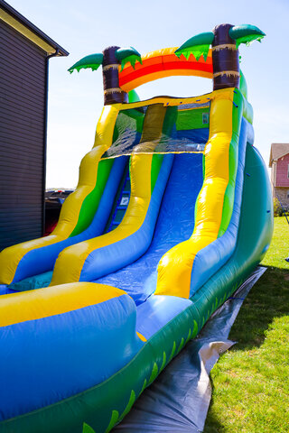 Beach Party 13 Foot Waterslide Beach Party 13 Foot Waterslide