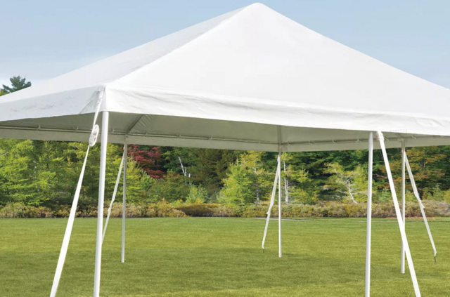 20' x 20' 20' x 20'