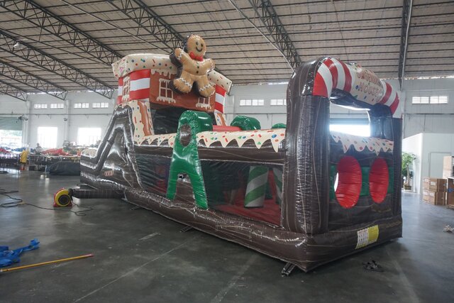 40’ Gingerbread obstacle course  40’ Gingerbread obstacle course