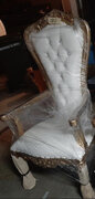 Throne Chair White/Gold