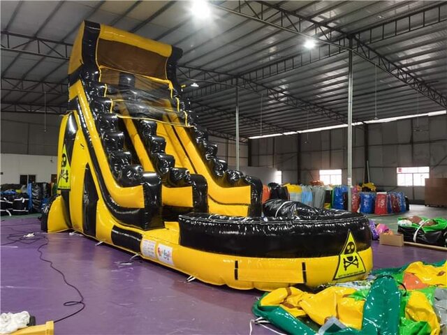 22 FT Toxic Slide 22 FT Toxic Slide
