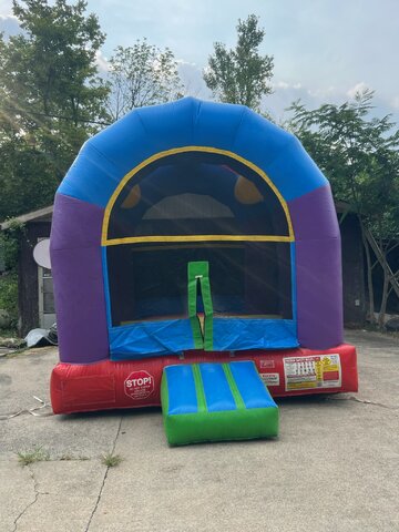 Small Bounce House