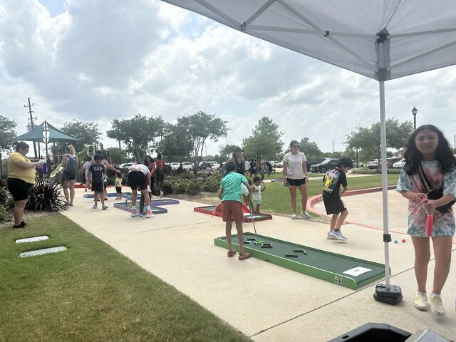 LED Light Mini Golf - 9 Holes LED Light Mini Golf - 9 Holes