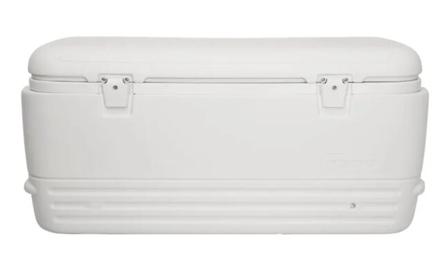 Ice chest with ice, bottled water and sodas Ice chest with ice, bottled water and sodas