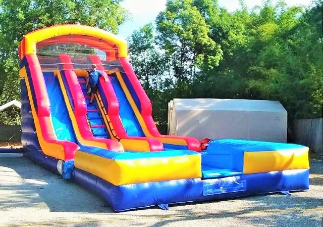 *NEW* 20ft Red Two Lane Drop Zone Water Slide w/ HUGE POOL - UNIT #507 + #606 *NEW* 20ft Red Two Lane Drop Zone Water Slide w/ HUGE POOL - UNIT #507 + #606