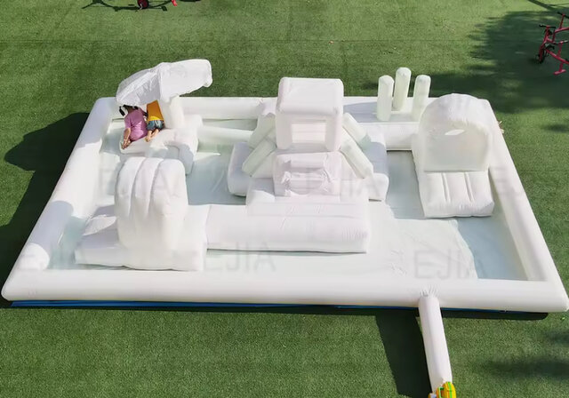 White Splash Pad / Soft Play 11-01 White Splash Pad / Soft Play 11-01