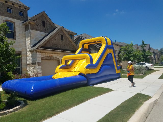 #305 Yellow rock wall with pool 20x12x15 (504 wet) #305 Yellow rock wall with pool 20x12x15 (504 wet)