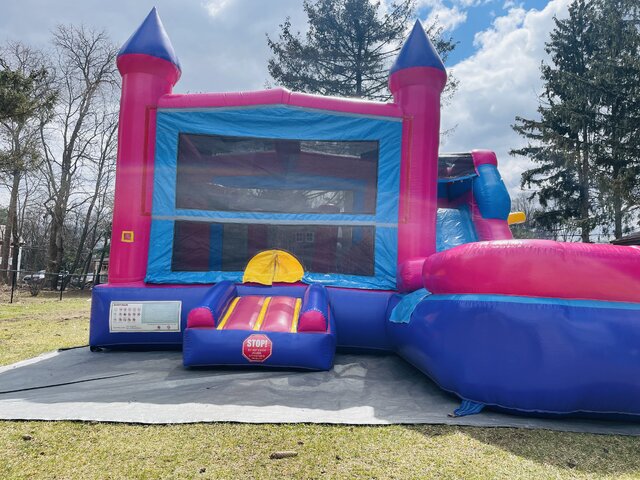 Princess Castlel 5 in 1 Bounce House Combo (DRY) Princess Castlel 5 in 1 Bounce House Combo (DRY)