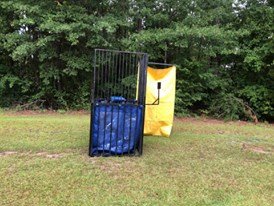 Black and blue dunk tank