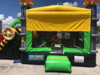 CAUTION BOUNCE HOUSE WITH DOUBLE WET/DRY SLIDE 