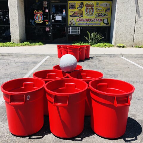 Giant Beer Pong Game Giant Beer Pong Game