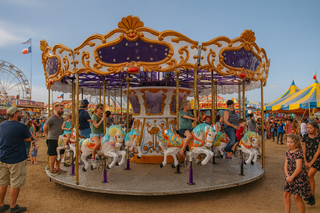 <b><font color='red'><b>New For 2025<font color='blue'><br><large>Grand Victoria Carousel<br> <font color='Purple'>Merry Go Round</font></large></font></b></font></b>