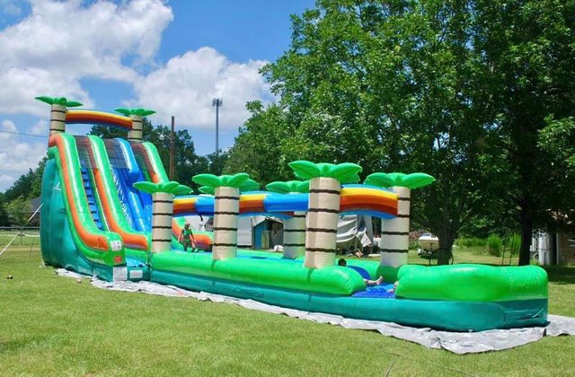 24 foot Dual Lane Rainforest Splash 24 foot Dual Lane Rainforest Splash