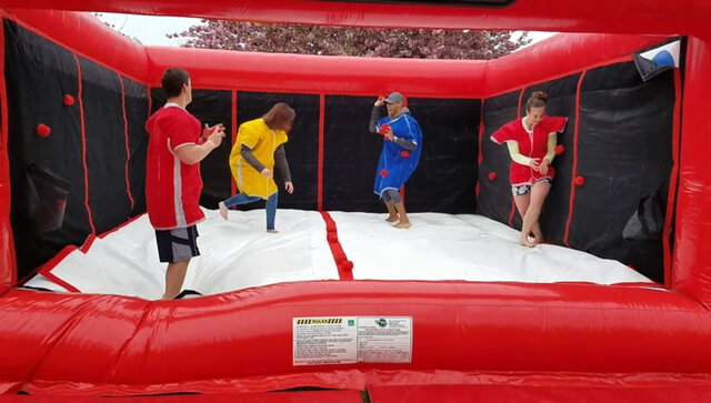 Sticky Dodgeball G516 Sticky Dodgeball G516