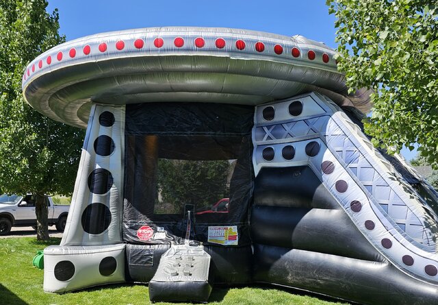 UFO Bounce House UFO Bounce House