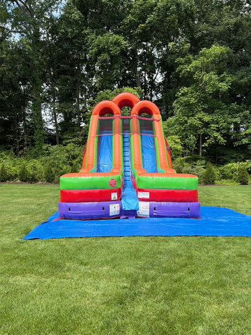 18-Foot Splash Double-Lane Water Slide 18-Foot Splash Double-Lane Water Slide