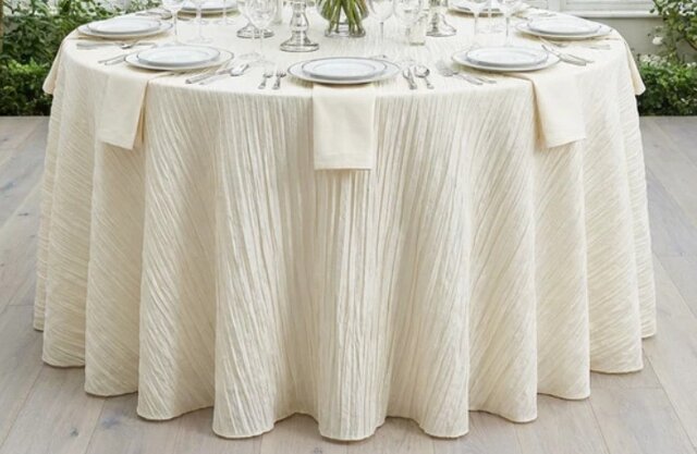 5ft Round Tablecloth- Crinkle Taffeta Ivory 5ft Round Tablecloth- Crinkle Taffeta Ivory