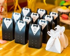 Favors Favors