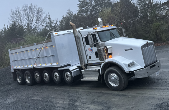 7 Axle Dump Truck Service For Gravel 7 Axle Dump Truck Service For Gravel