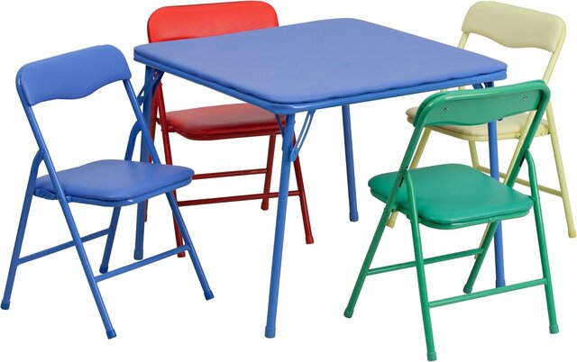 Kids Table with 4 Chairs Kids Table with 4 Chairs