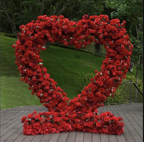 Red Rose Heart Arch Red Rose Heart Arch