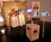 Photo booth with Printing