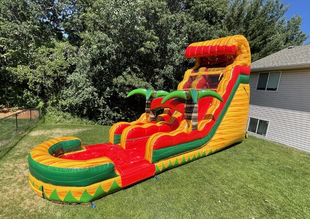 18' Tsunami Tide Water Slide 18' Tsunami Tide Water Slide