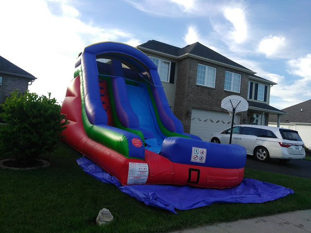18' Retro Water Slide 18' Retro Water Slide