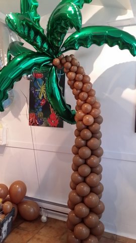 Palm Tree balloon column