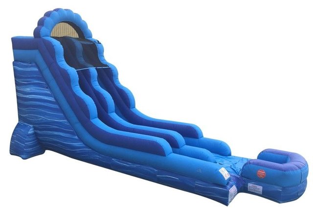 18' Wave Slide (Seated height approx 13 ft) 18' Wave Slide (Seated height approx 13 ft)
