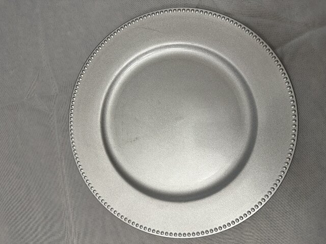 Silver Charger Plates 13 inches Silver Charger Plates 13 inches