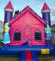 <b><font color=red><b>15x15 Princess Castle Bounce House</font><br><font color=blue>Size 15 L x 15 W x 15 H</font></b>