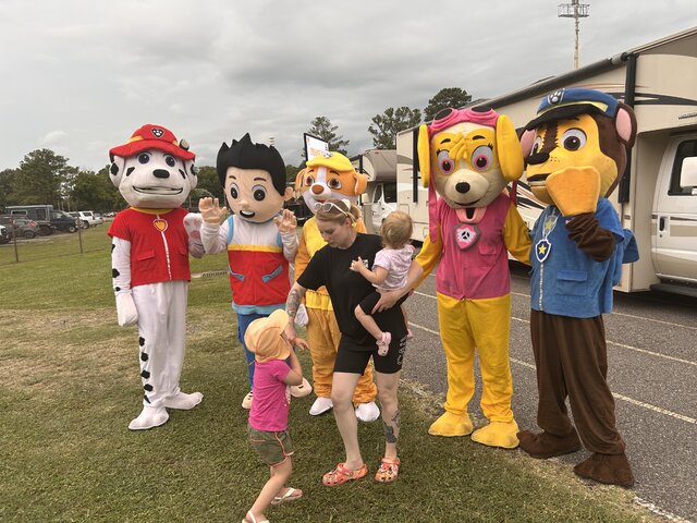 Up to 7 PAW PATROL Up to 7 PAW PATROL