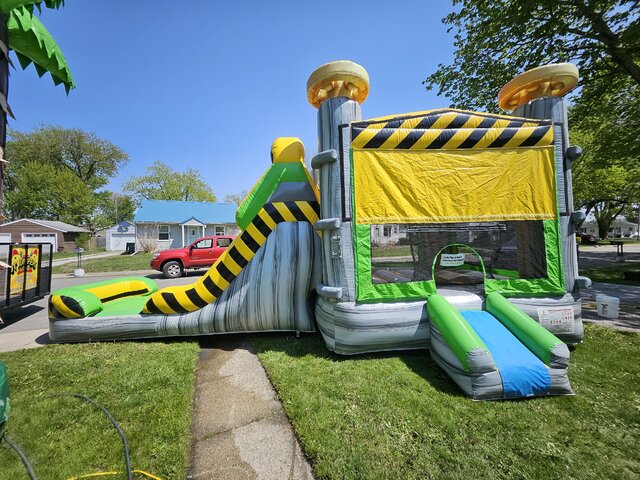 Toxic Bounce House W/Slide Toxic Bounce House W/Slide