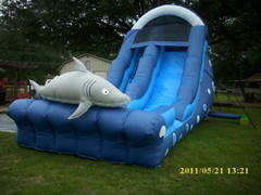 18ft Tall Wavy Shark Attack -25Lx14Wx18H 18ft Tall Wavy Shark Attack -25Lx14Wx18H