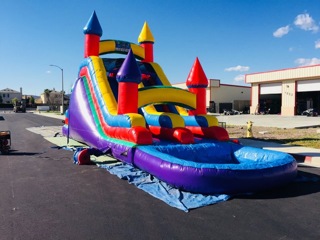 20 Ft Dual Ln Wacky Back Load Water Slide (Item 20 Ft Dual Ln Wacky Back Load Water Slide (Item