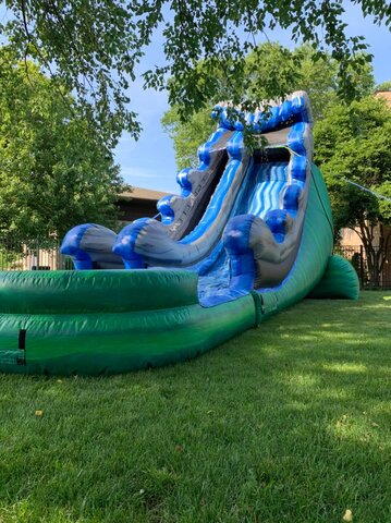 22' Water Wave Slide 22' Water Wave Slide
