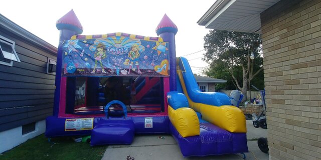 Girl-Thing-Castle- with dry slide and basketball hoop 7-N-1 Unit D Girl-Thing-Castle- with dry slide and basketball hoop 7-N-1 Unit D