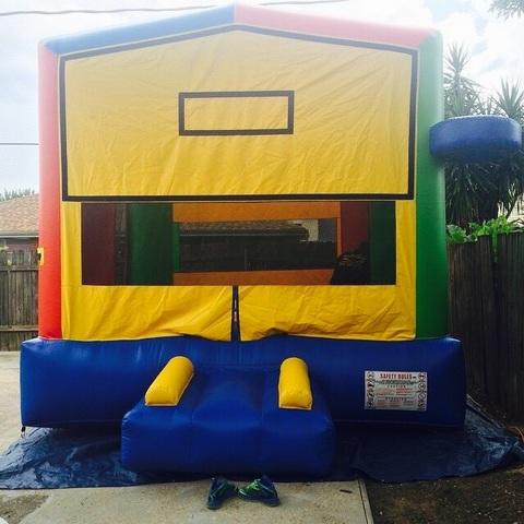 Deluxe Bounce House With Hoop Deluxe Bounce House With Hoop